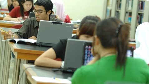 students-385356_960_720